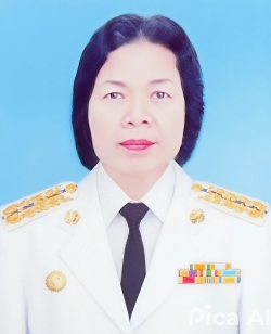 นางดาสา  สุริยะวงค์